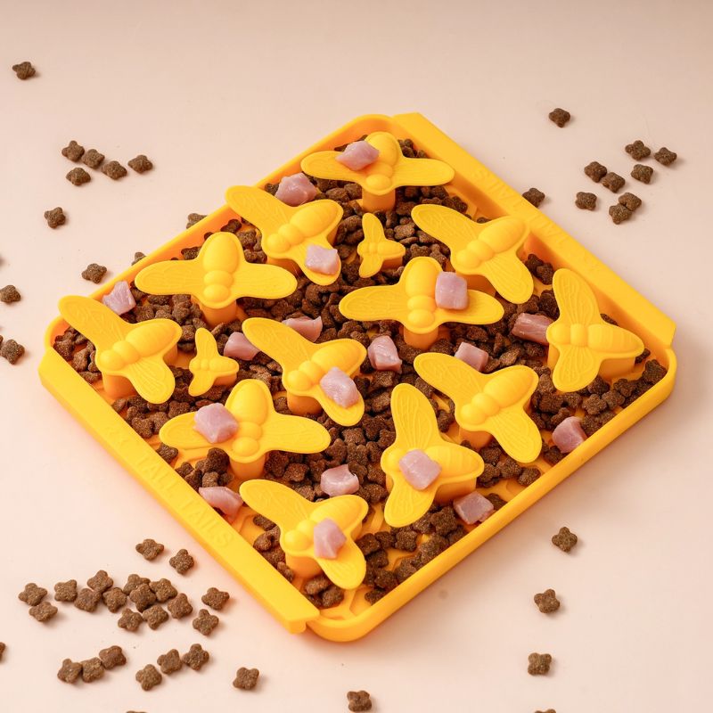 Enrichment Mat - Busy Bee